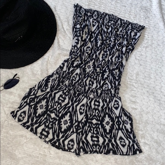 Romper - Picture 2 of 2